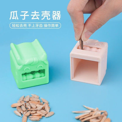 [新货亏本冲销量] 洽洽瓜子 海盐味 蜂蜜黄油味 芝士味 焦糖味 山核桃味 藤椒味 奶盐味 樱花白桃味 大颗葵花籽坚果零食 恰恰瓜子 QiaQia ChaCheer Sunflower Seeds (98g)