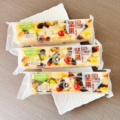 [新货亏本冲销量] 百威兄弟 坚果沙琪玛 黑糖坚果沙琪玛 酸奶蔓越莓杏仁沙琪玛 牛乳奶芙沙琪玛 BaiWeiXiongDi Assorted Nuts Sachima Chinese Pastry (40g)