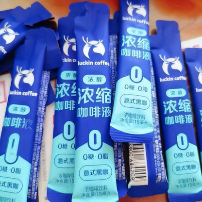[新货亏卖冲销量] 瑞幸咖啡 浓缩咖啡液 意式黑咖 生椰风味 即溶咖啡饮料 提神速溶 便携咖啡液 Instant Black Coffee (15ml)