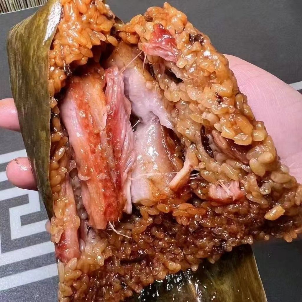 [新货亏卖冲销量] 臻美德 正宗嘉兴粽子 蛋黄肉粽 蜜枣豆沙手工粽 早餐速食 端午节 散装粽 Jiaxing Zong Zi (200g)
