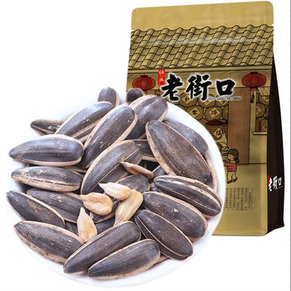 [新货亏本冲销量] 老街口瓜子 葵花籽坚果 葵花瓜子 焦糖味 山核桃味 奶油味 五香味 陈皮味瓜子 打手瓜子 LaoJieKou Sunflower Seeds (500g)
